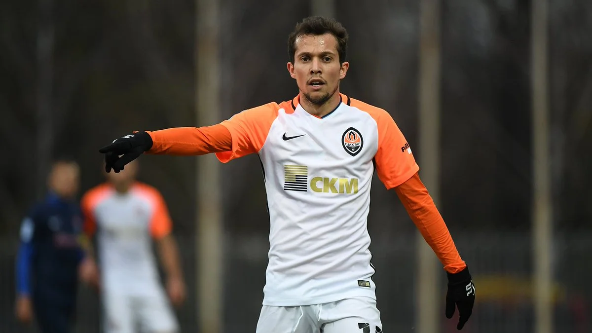 Бернард / ФК Шахтер