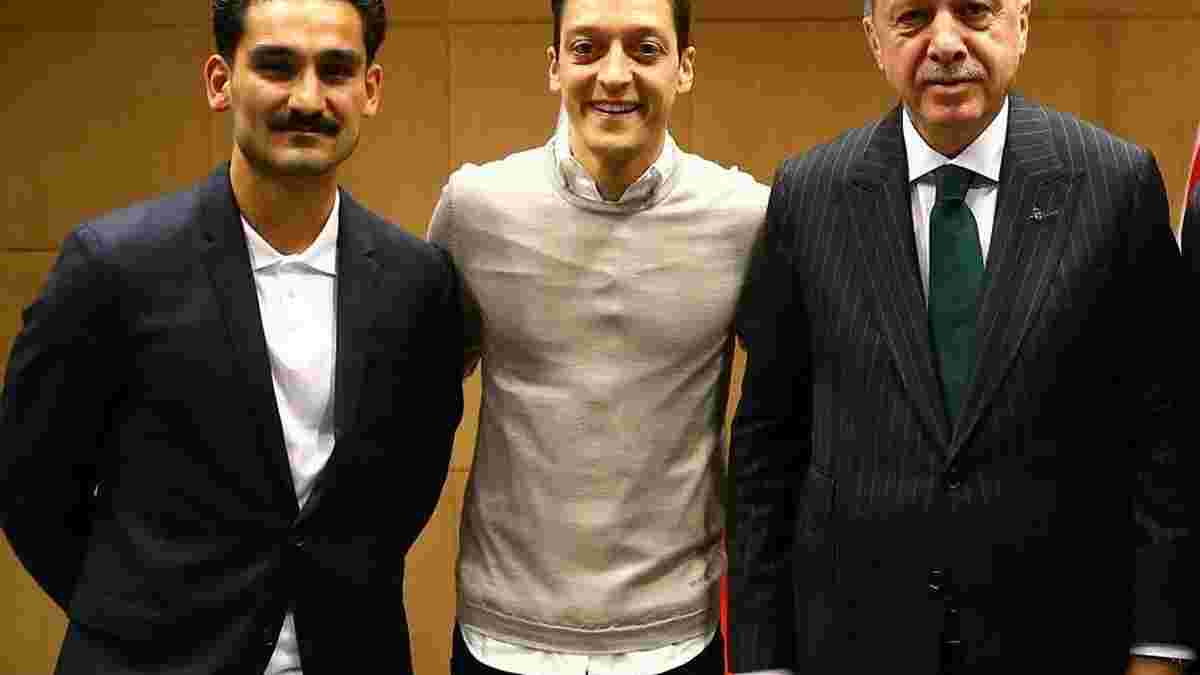 Эффенберг: Озила и Гюндогана нужно выгнать из сборной Германии за фото с Эрдоганом