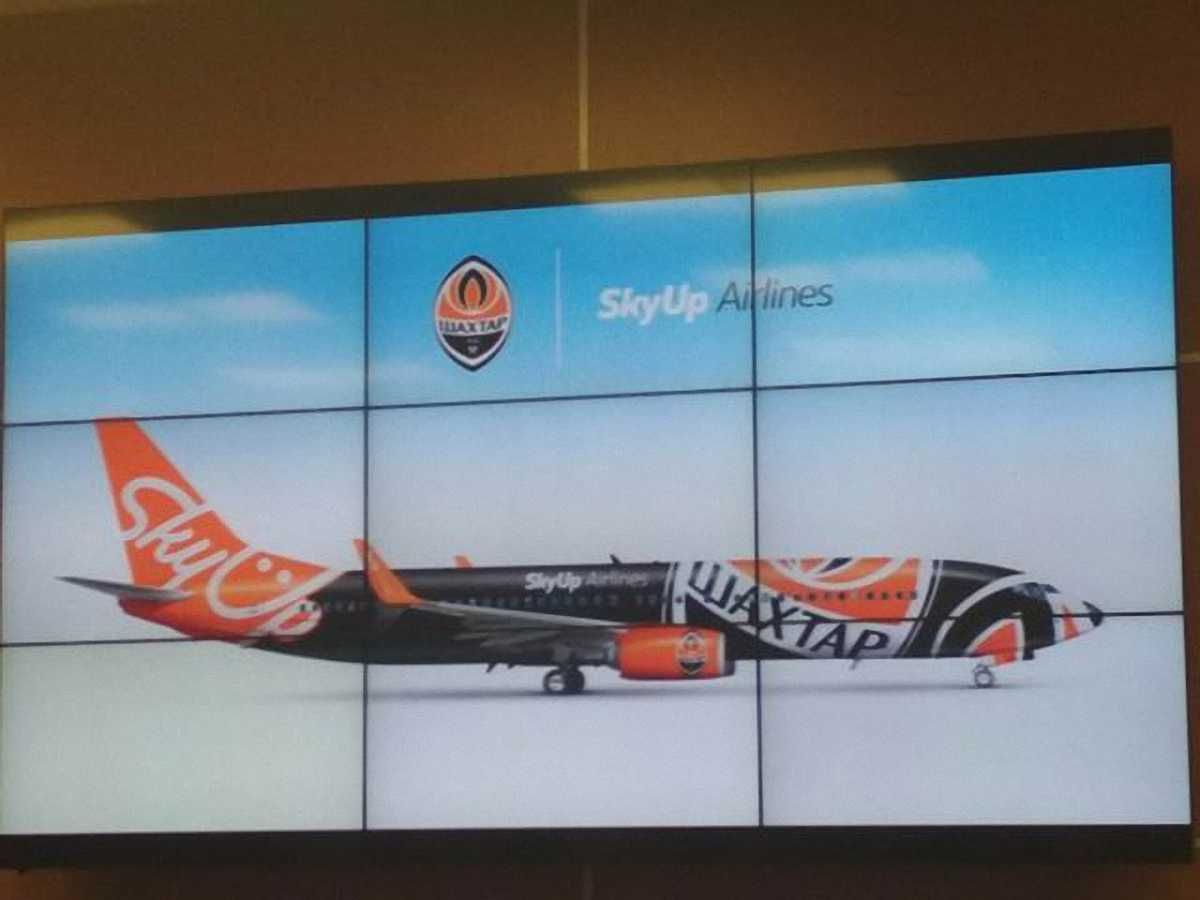 Boeing 737-700