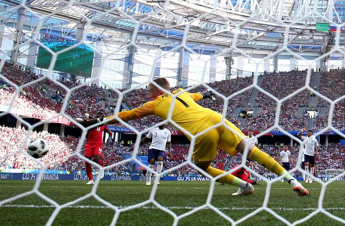 Гол Балоя в ворота Англии / Getty Images