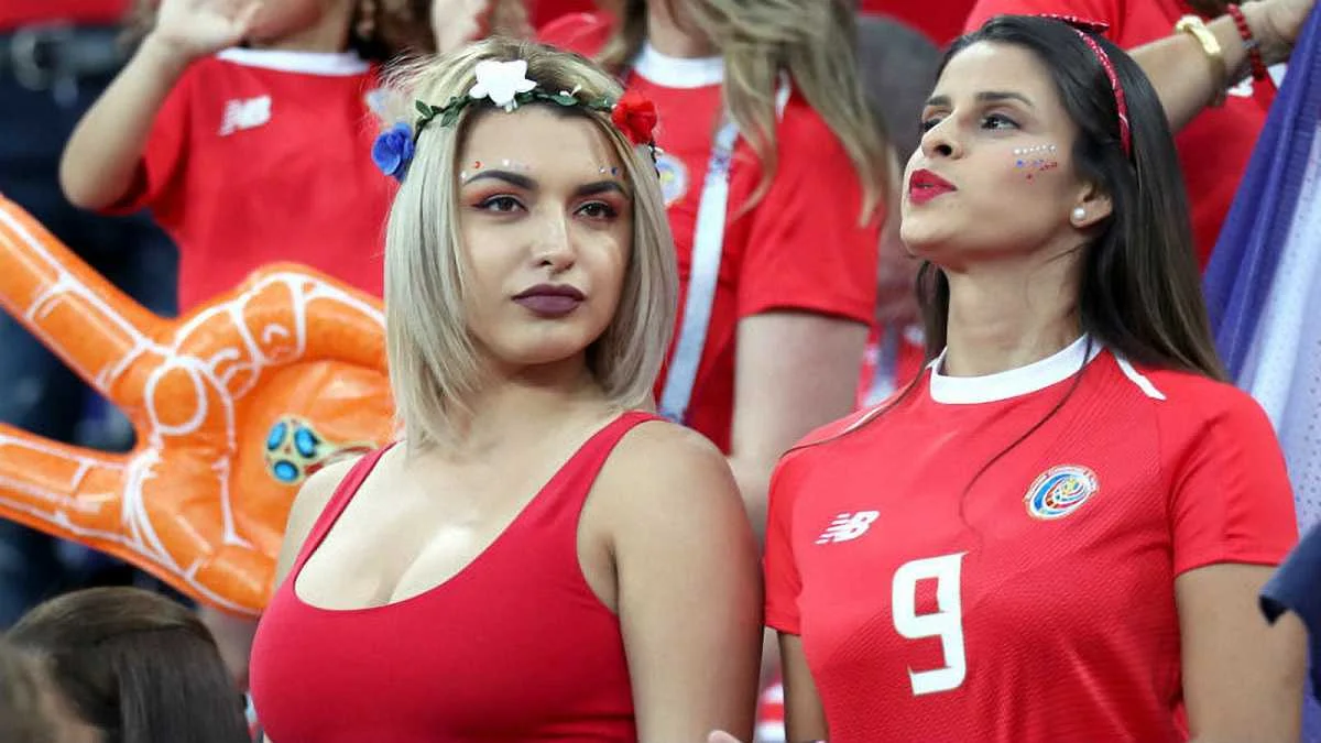 Фанатки збірної Коста-Ріки / фото: Чемпионат