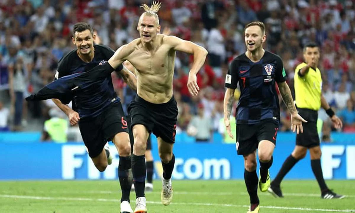 Домагой Вида празднует свой гол в матче Россия – Хорватия