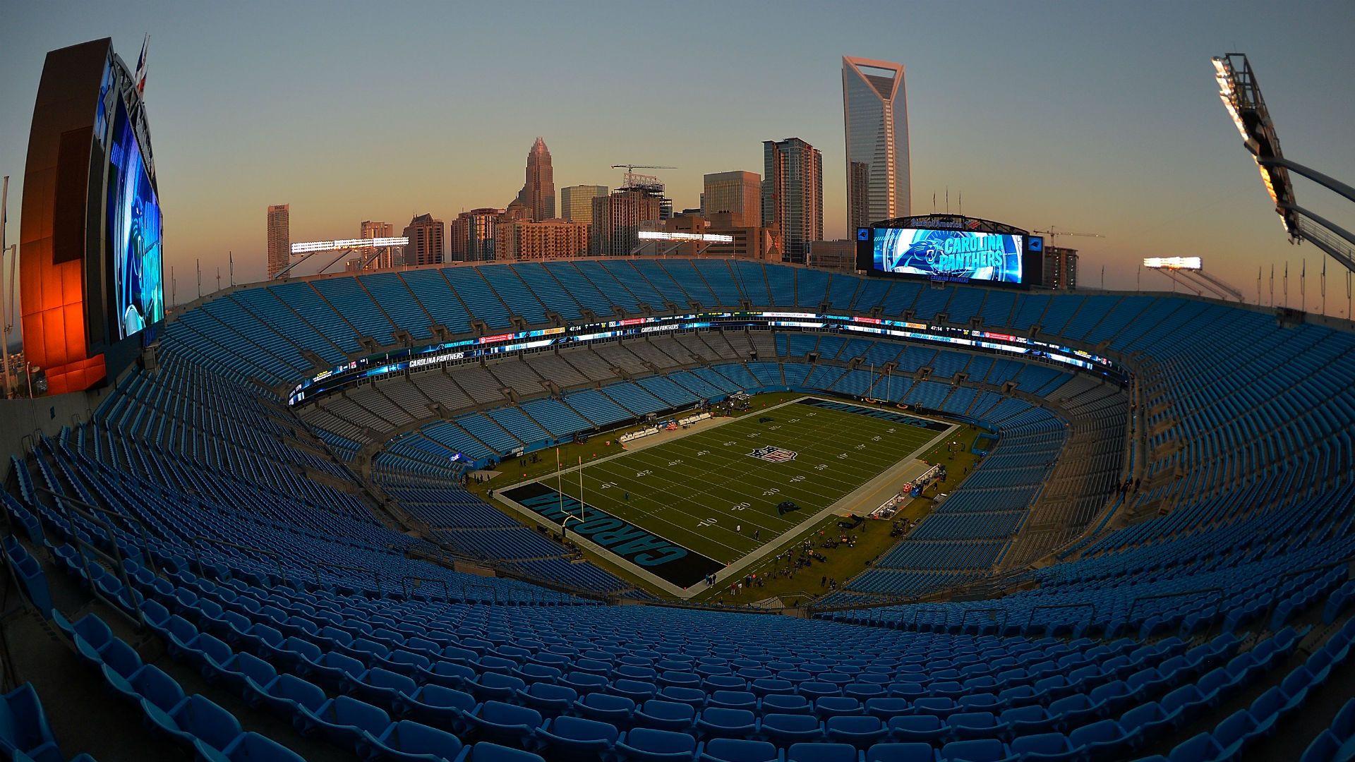 Bank of America Stadium – один із розкішних колізеїв турніру