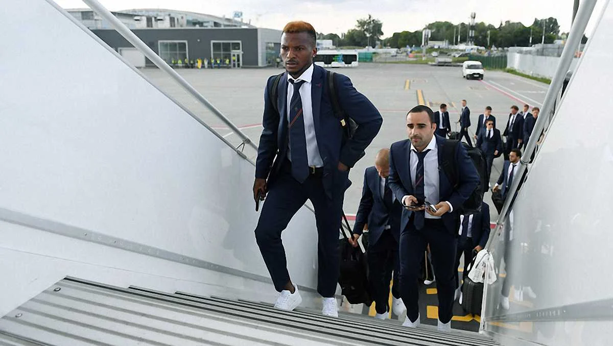 Шахтер прилетел в Одессу / фото официальный сайт "горняков"