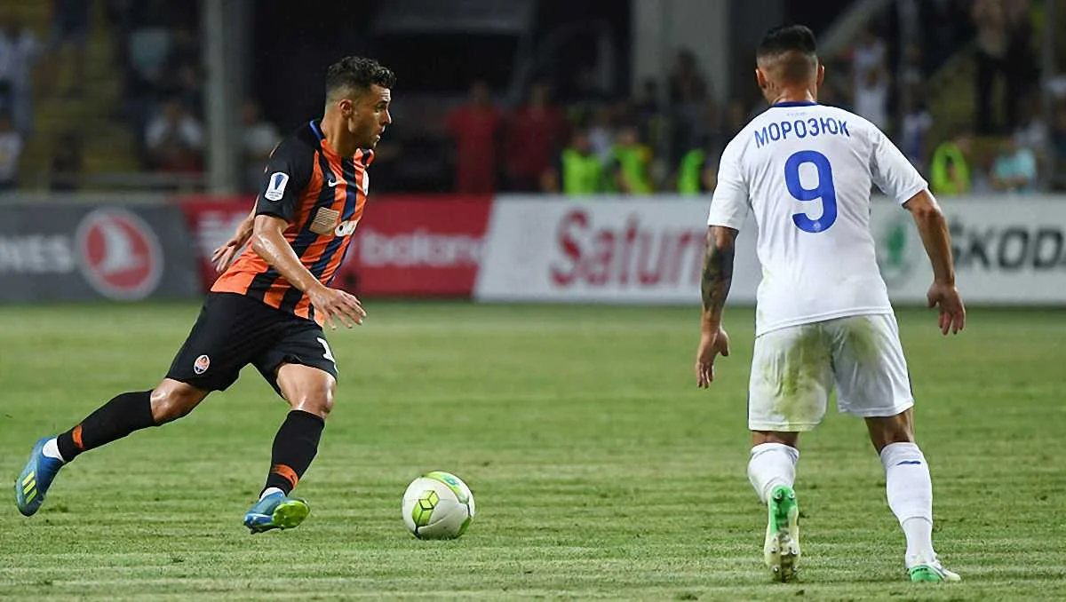 Мораес в матче против Динамо / фото ФК Шахтер