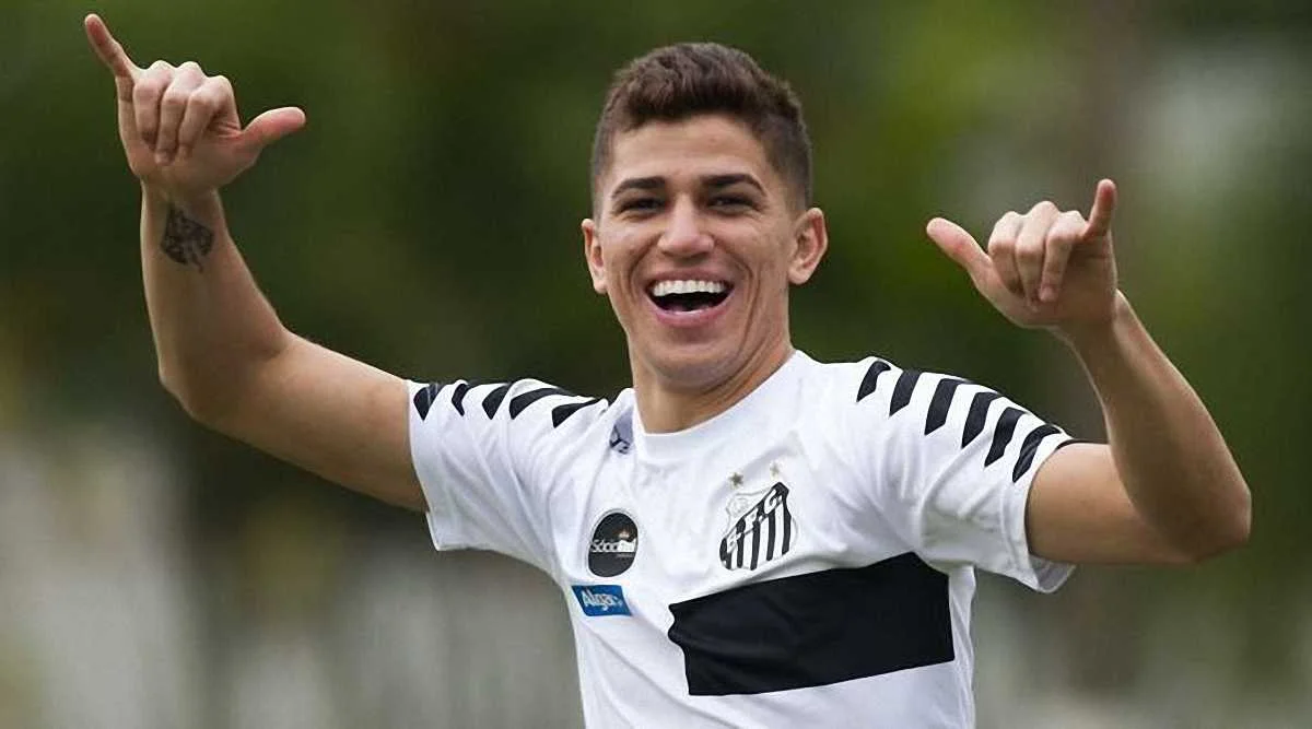 Витор Буэно / ФК Сантос