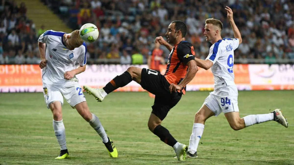 Ісмаїлі в матчі з Динамо / фото: ФК Шахтар