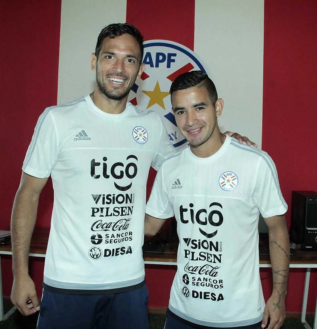 Дерліс Гонсалес (праворуч) з легендарним Роке Санта Крусом