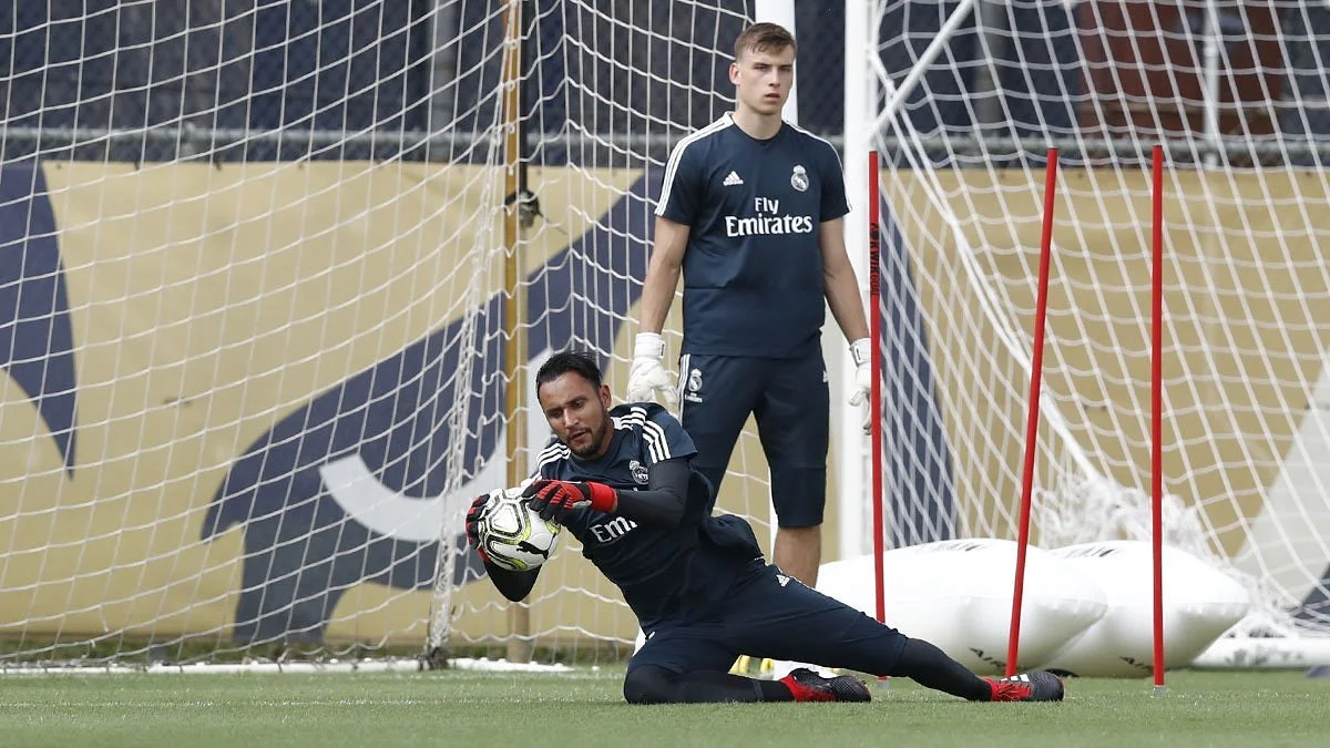 Андрій Лунін на першому тренуванні Реала в Маямі