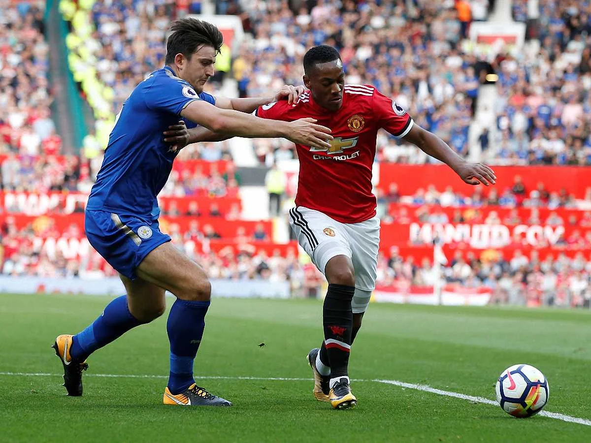 Харрі Магуайр (ліворуч) / Reuters