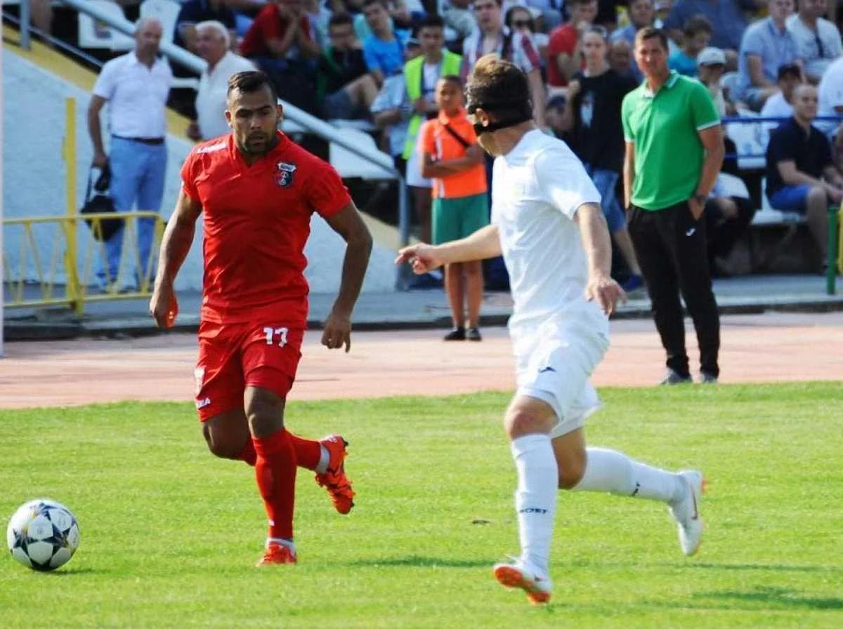 Нива В – Верес – 0:0