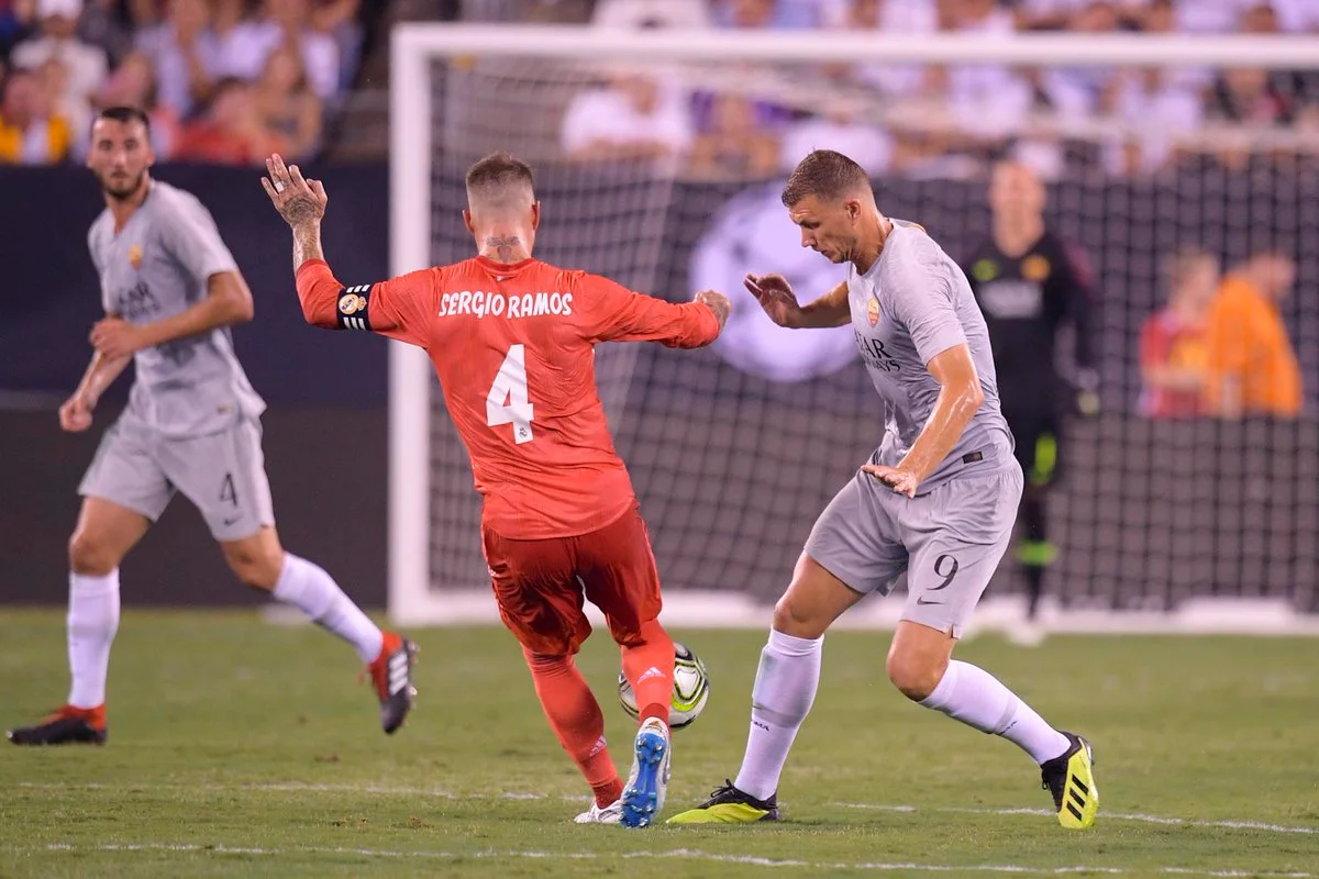 Реал минимально победил Рому в МКЧ / Twitter Roma