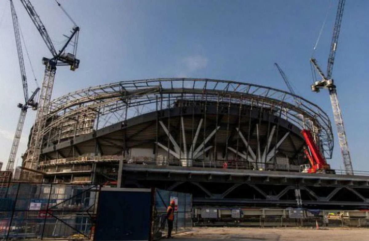 Будівництво стадіону Тоттенхема / соцмережі