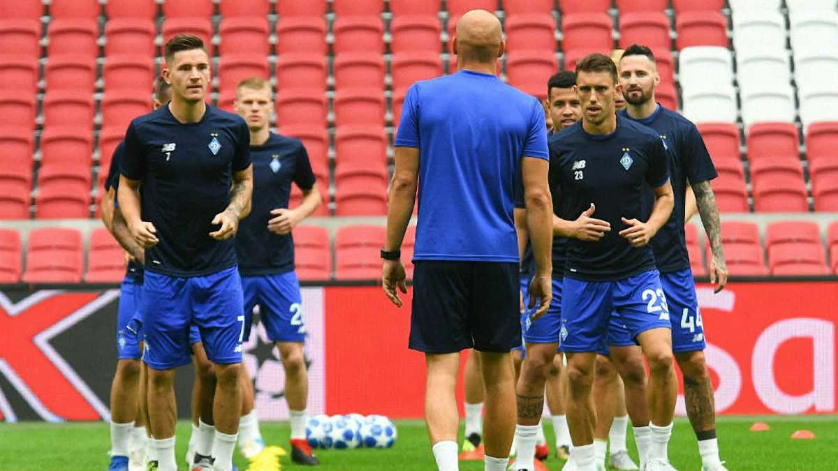 Динамо прибыло в Амстердам на матч с Аяксом / фото: ФК Динамо