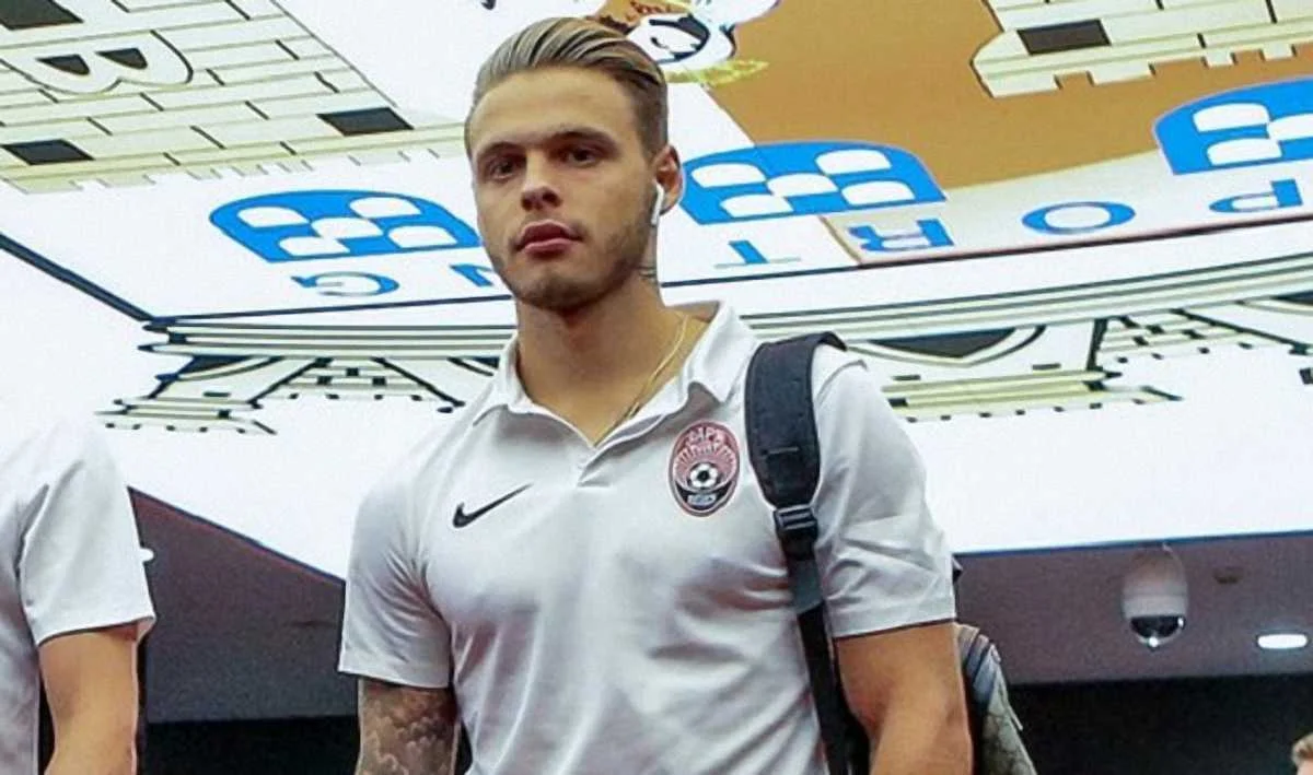 Богдан Лєднєв / Соцмережі