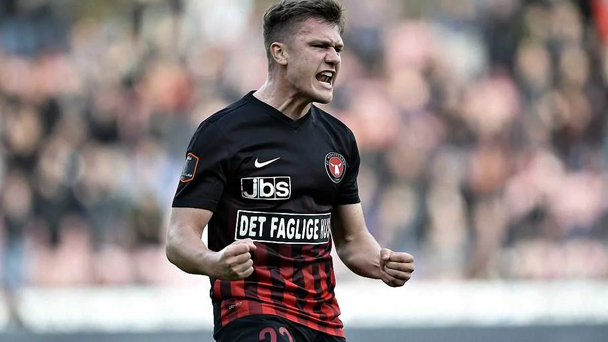 Миккел Дуелунд / Ernst van Norde