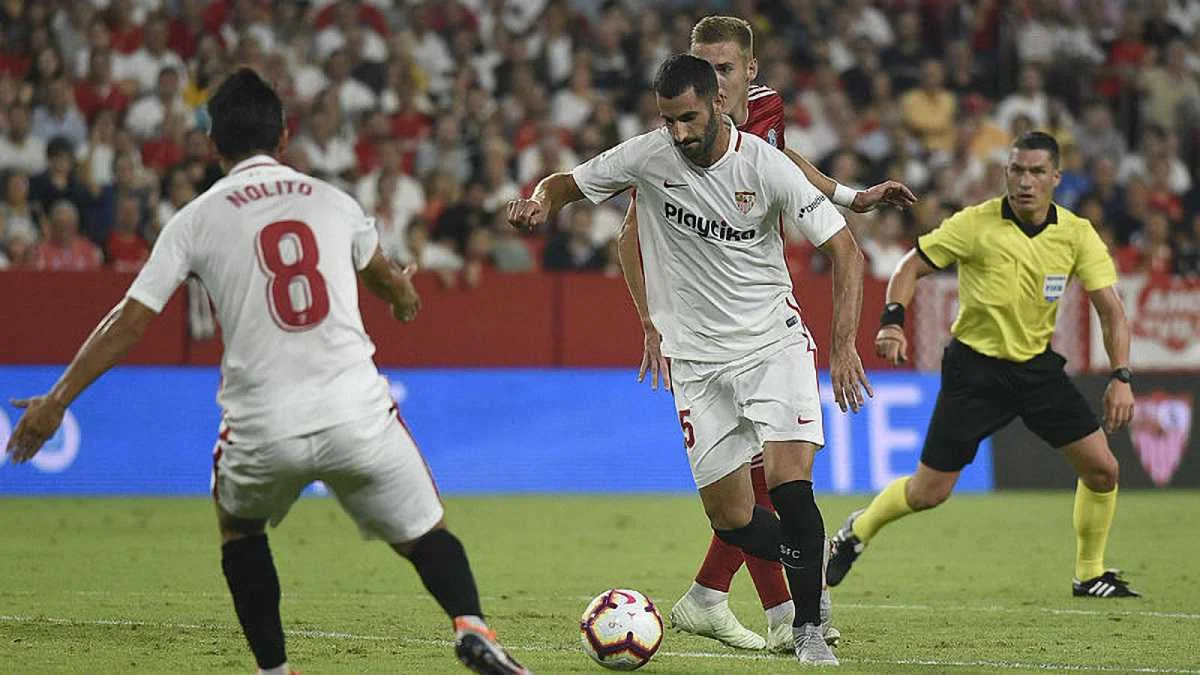 Севілья – Сігма: фанати команд побились перед матчем / фото: ФК Севілья