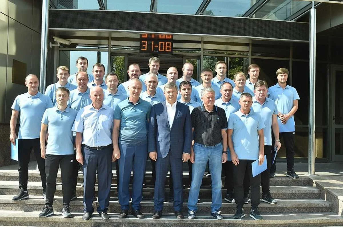 Шацких, Калиниченко и еще 19 тренеров получили тренерскую лицензию PRO