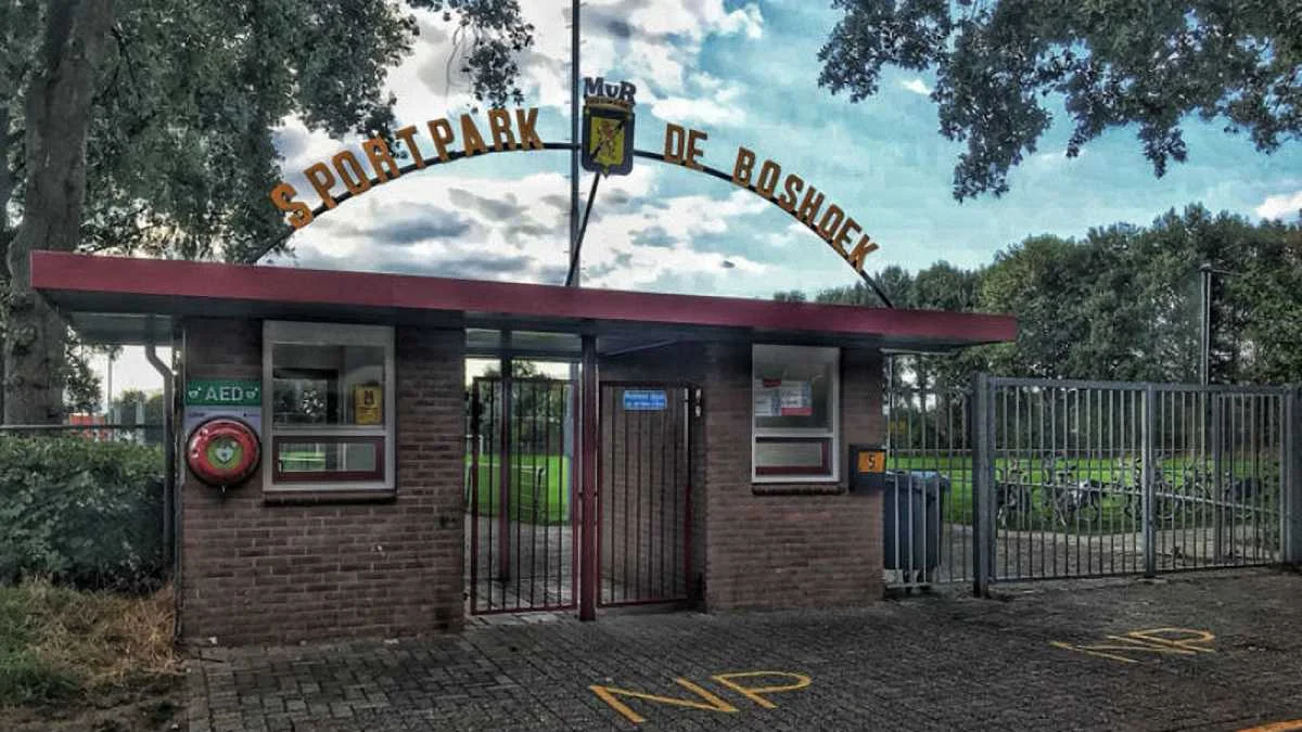 У Нідерландах 13-річний голкіпер помер після зіткнення із суперником / фото: Ad.nl