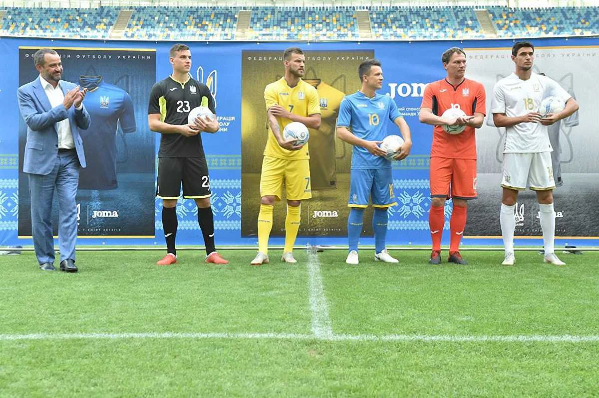 Нова форма збірної України / Фейсбук Андрія Павелка