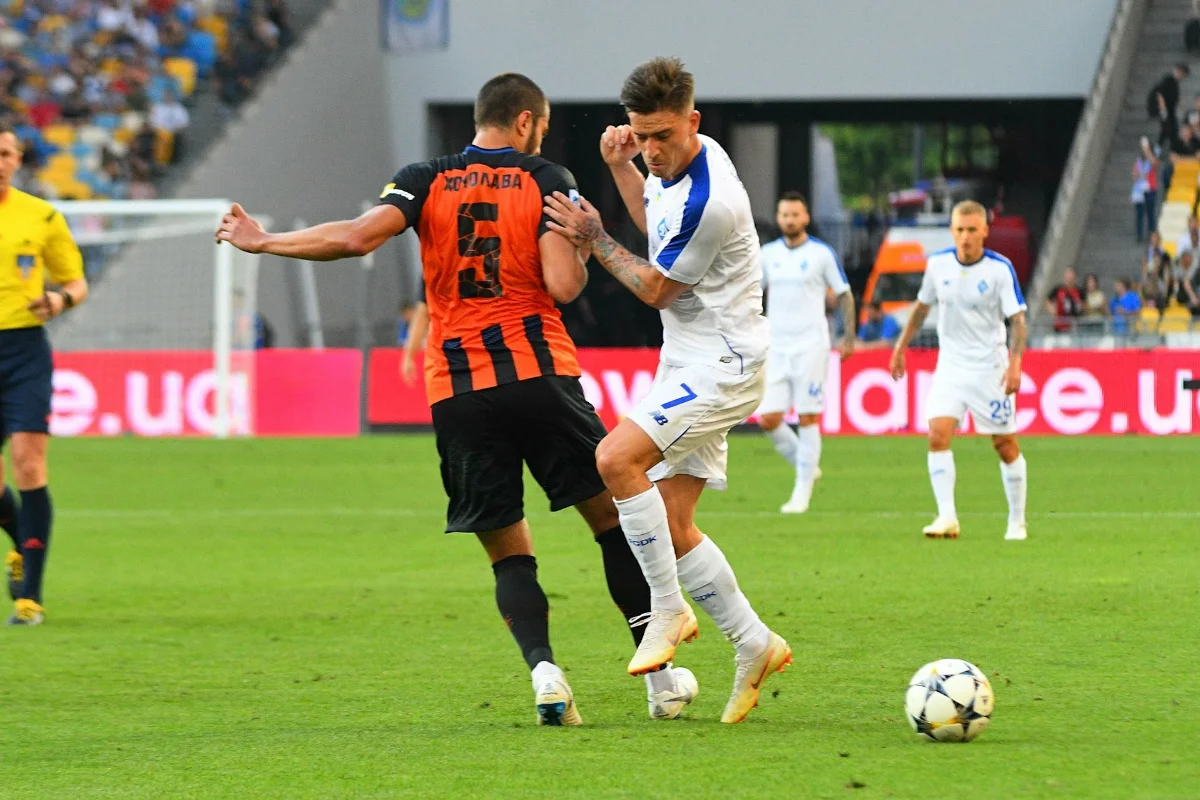 Давід Хочолава проти Беньяміна Вербіча / Футбол 24