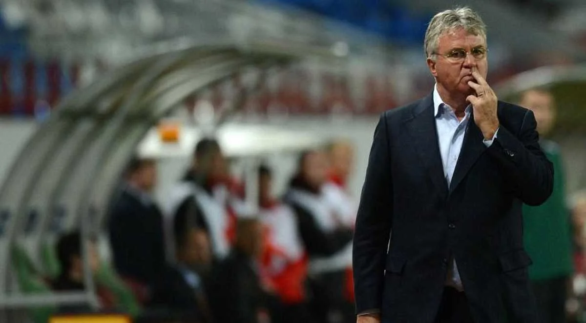 Гус Хіддінк / Соцмережі