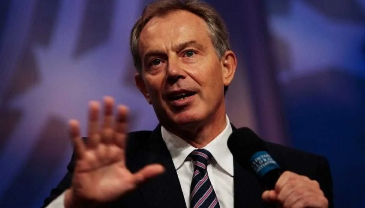 Тони Блэр / Соцсети