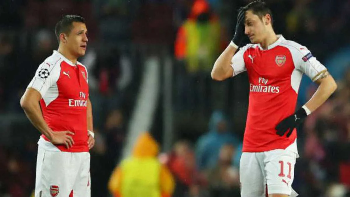 Алексіс Санчес та Месут Озіл опинились серед найгірших / фото із соцмереж