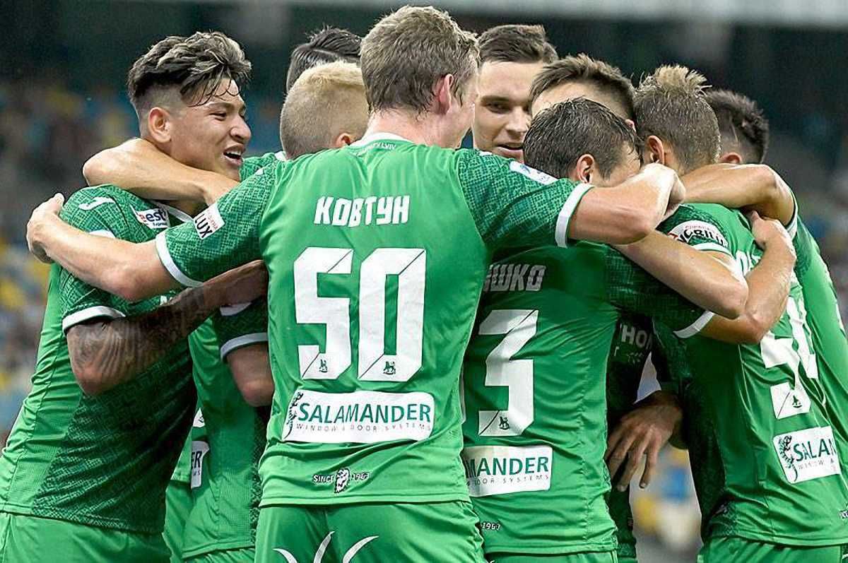 Карпаты разгромили Сумы и вышли в 1/8 финала Кубка Украины