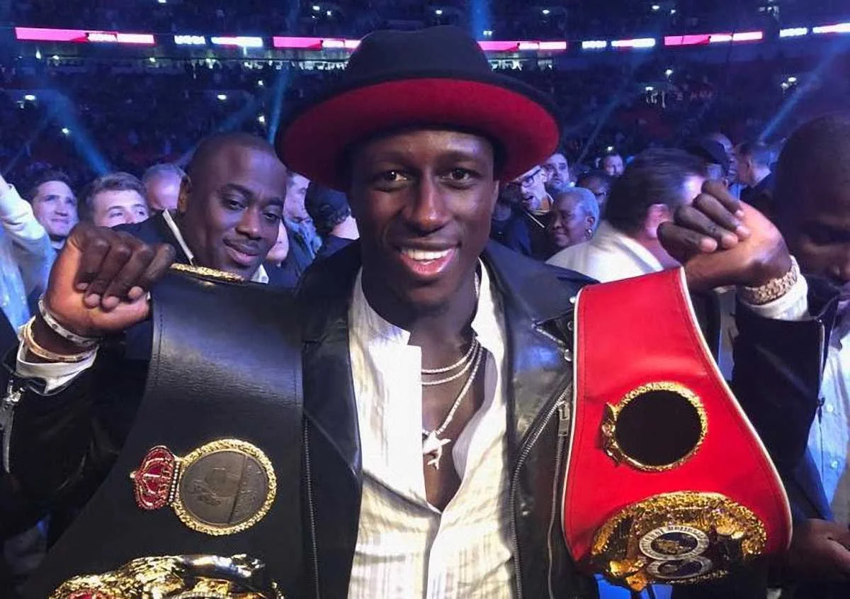 Бенджамін Менді