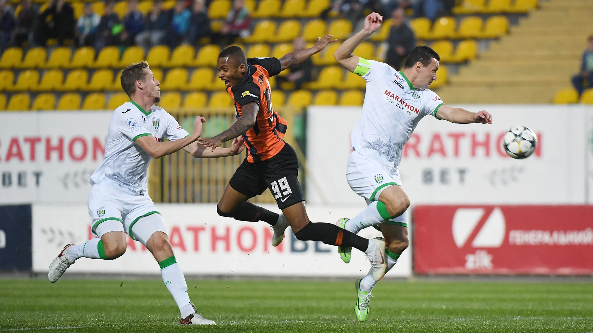 Итоги 10 тура УПЛ / Шахтер