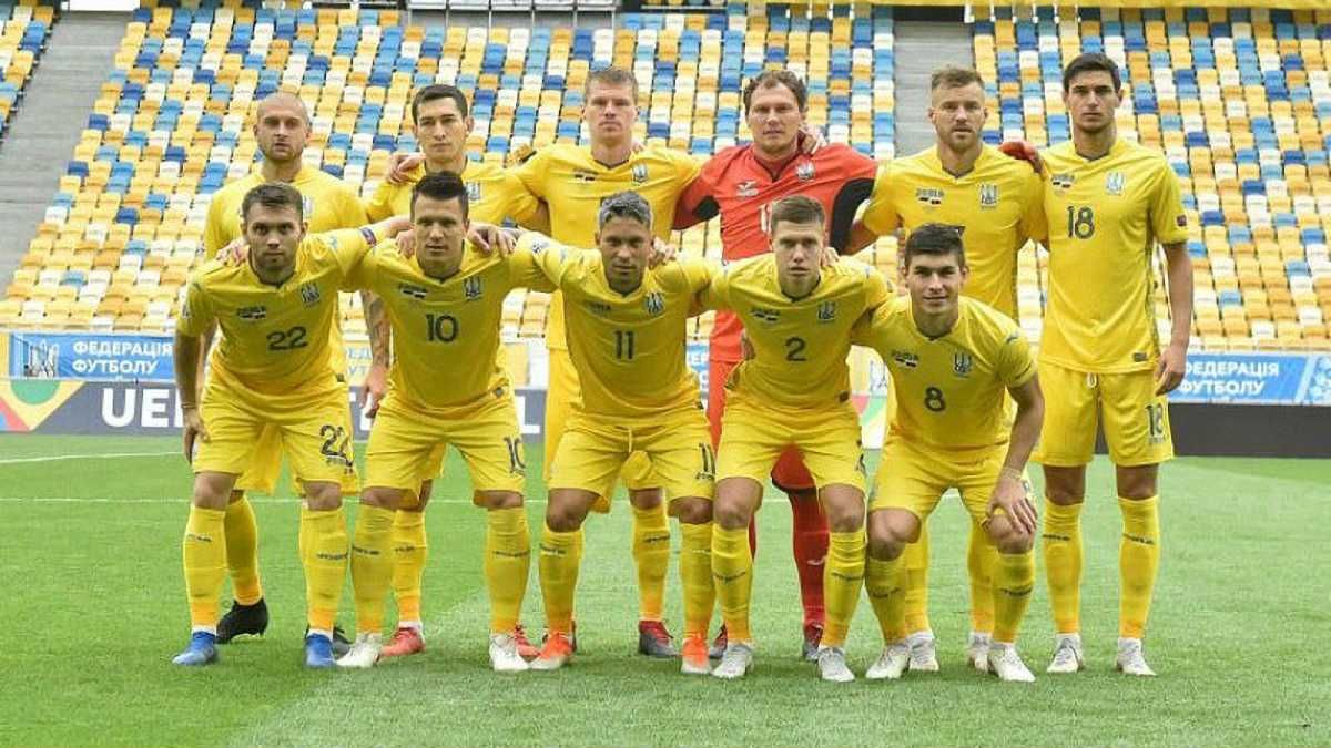 Україна та Росія можуть провести товариський матч / фото: Є. Кравса