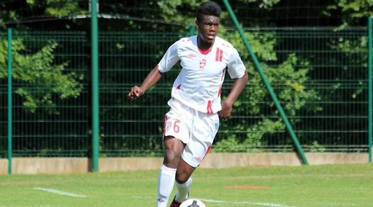 Кертіс Єблі / соцмережі