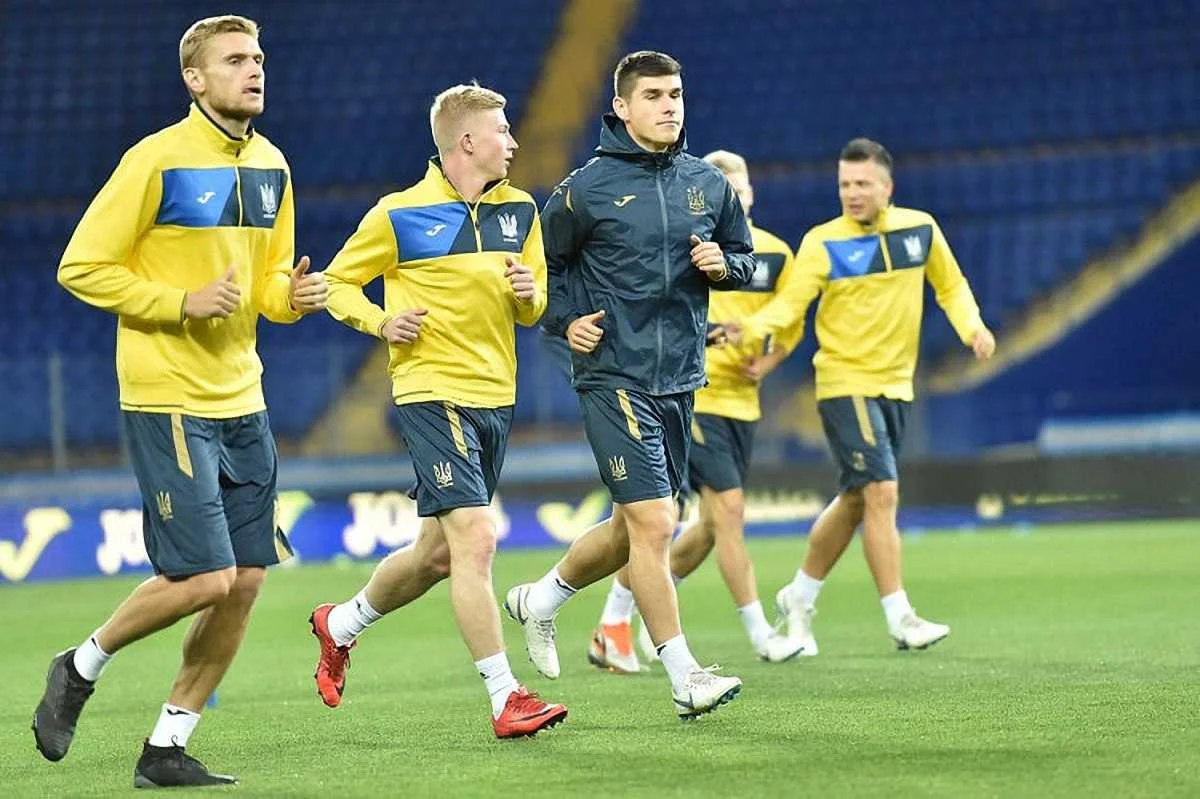 Малиновский-Зинченко VS Коноплянка- Караваев: сборники сыграли захватывающий матч в текбол