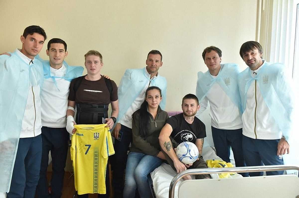 Збірна України у військовому шпиталі / ФФУ