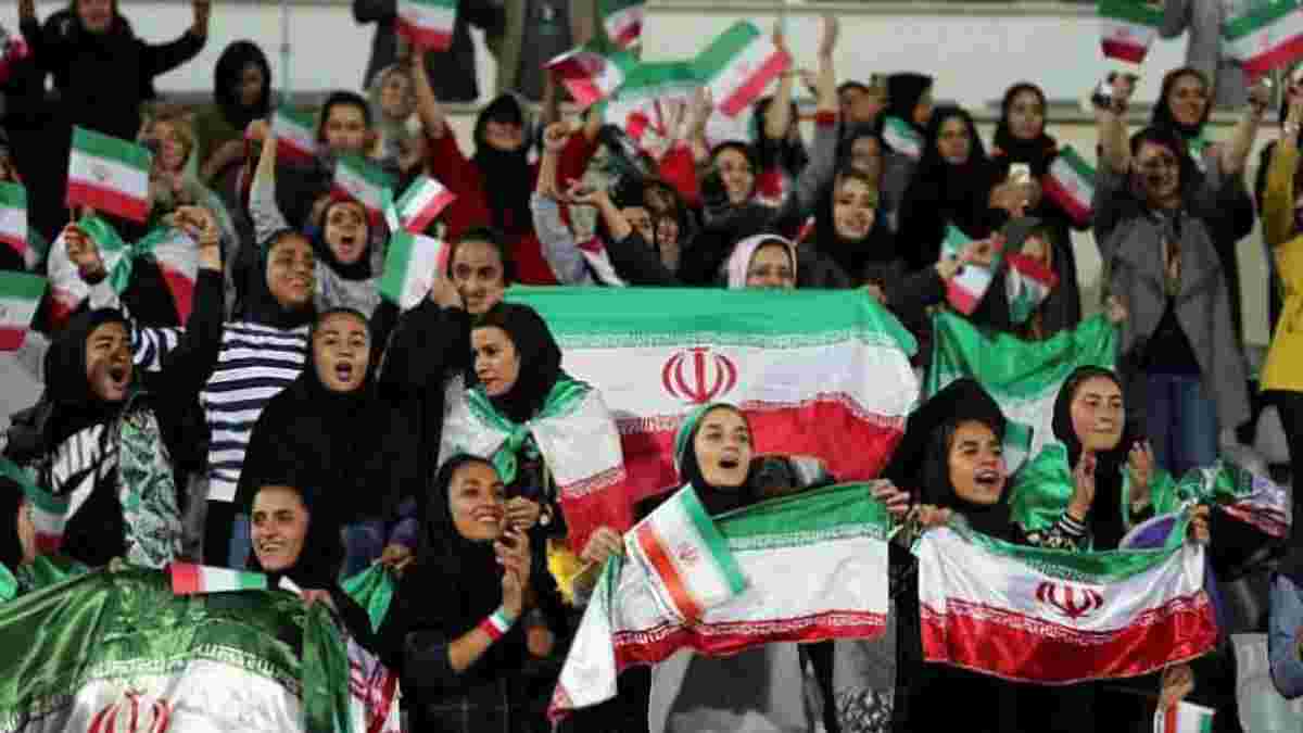 В Иране женщины посетили футбольный матч впервые с 1979 года 