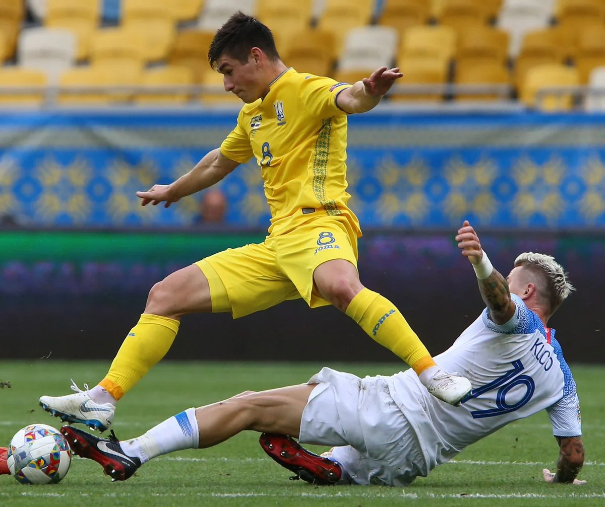 Руслан Маліновський / соцмережі