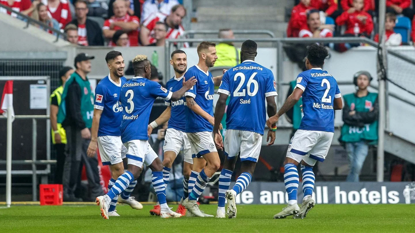 Галатасарай – Шальке: стартові склади команд на матч Ліги чемпіонів