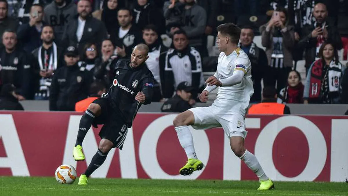 Лига Европы: Генк Малиновского одолел Бешикташ, Вильярреал поиздевался над Рапидом