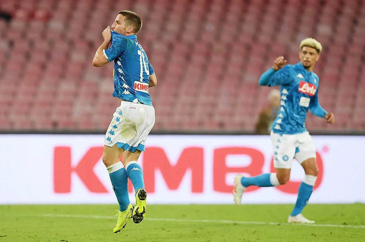 Мертенс відзначився забитим голом / Соцмережі