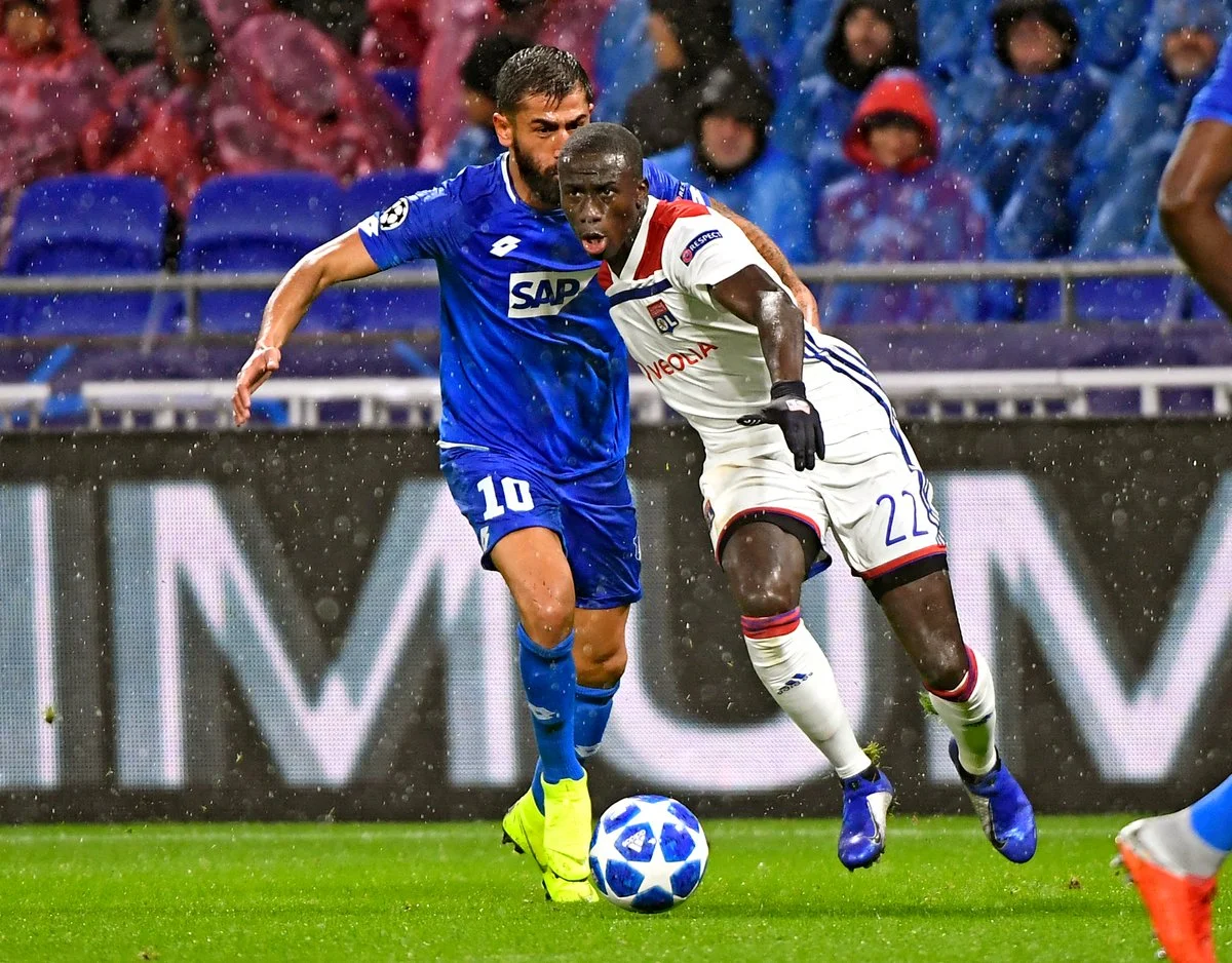 Хоффенхайм вдесятером сумел вырвать ничью у Лиона в матче соперников Шахтера