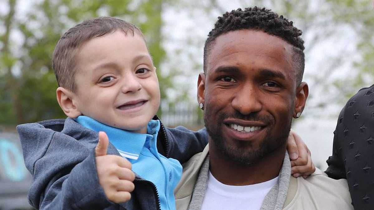Бредлі Лоурі та Джермейн Дефо / фото: Sky Sports