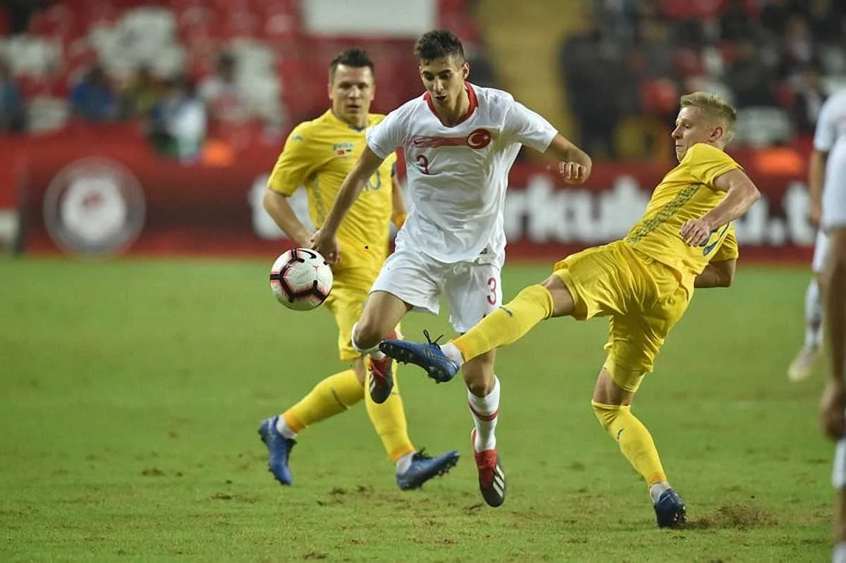 Украина – Турция – 0:0 – видеообзор матча