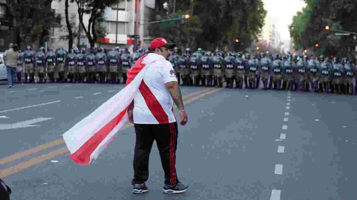 "Футбол – це свято, а не війна": Пуйоль, Батістута та інші зірки реагують на жахіття перед фіналом Кубка Лібертадорес