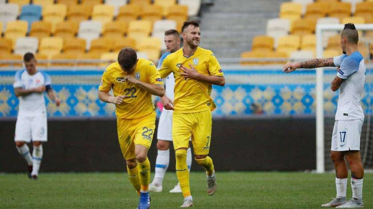 Андрей Ярмоленко / Е. Кравс
