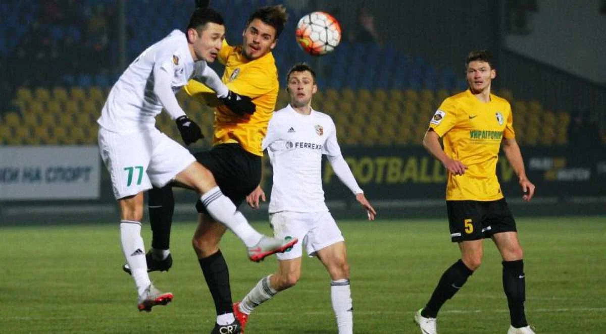 Боротьба в матчі / footboom