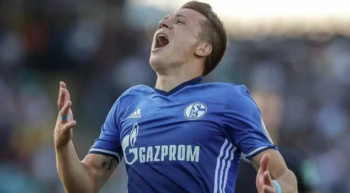 Євген Коноплянка / Соцмережі