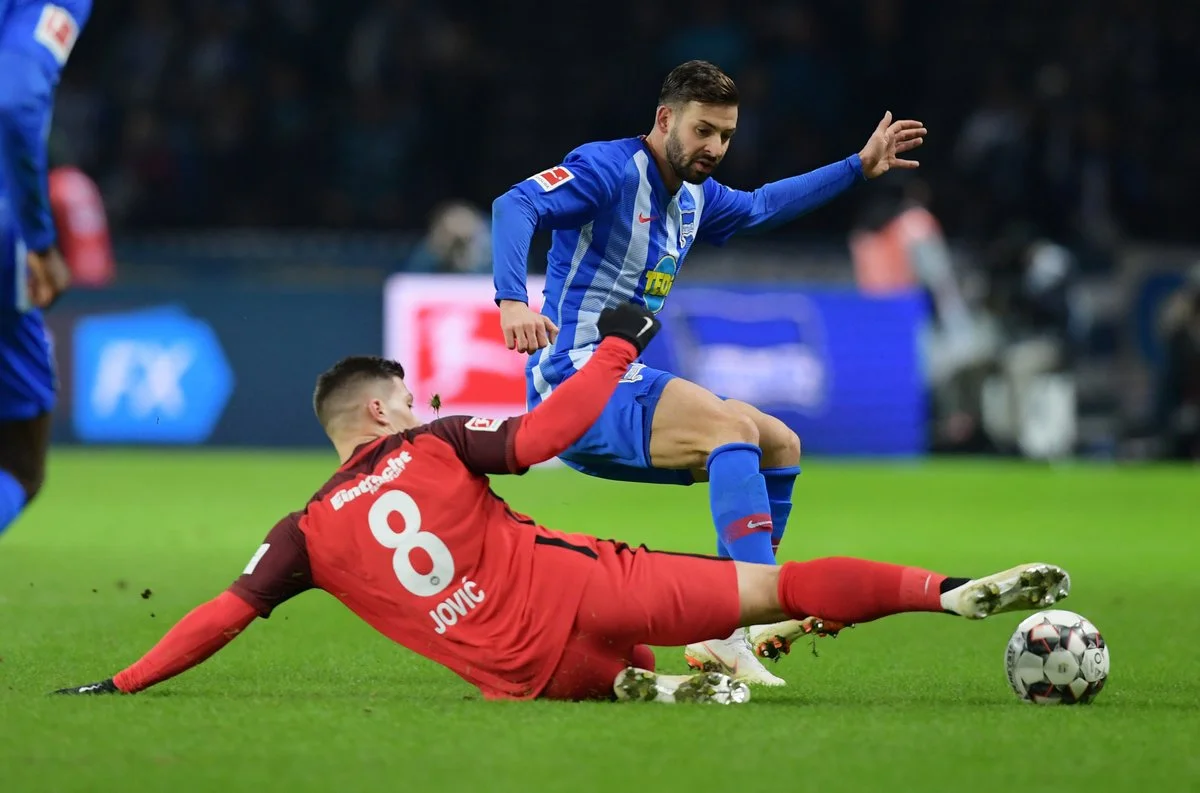 Боротьба в матчі / Твіттер ФК Герта