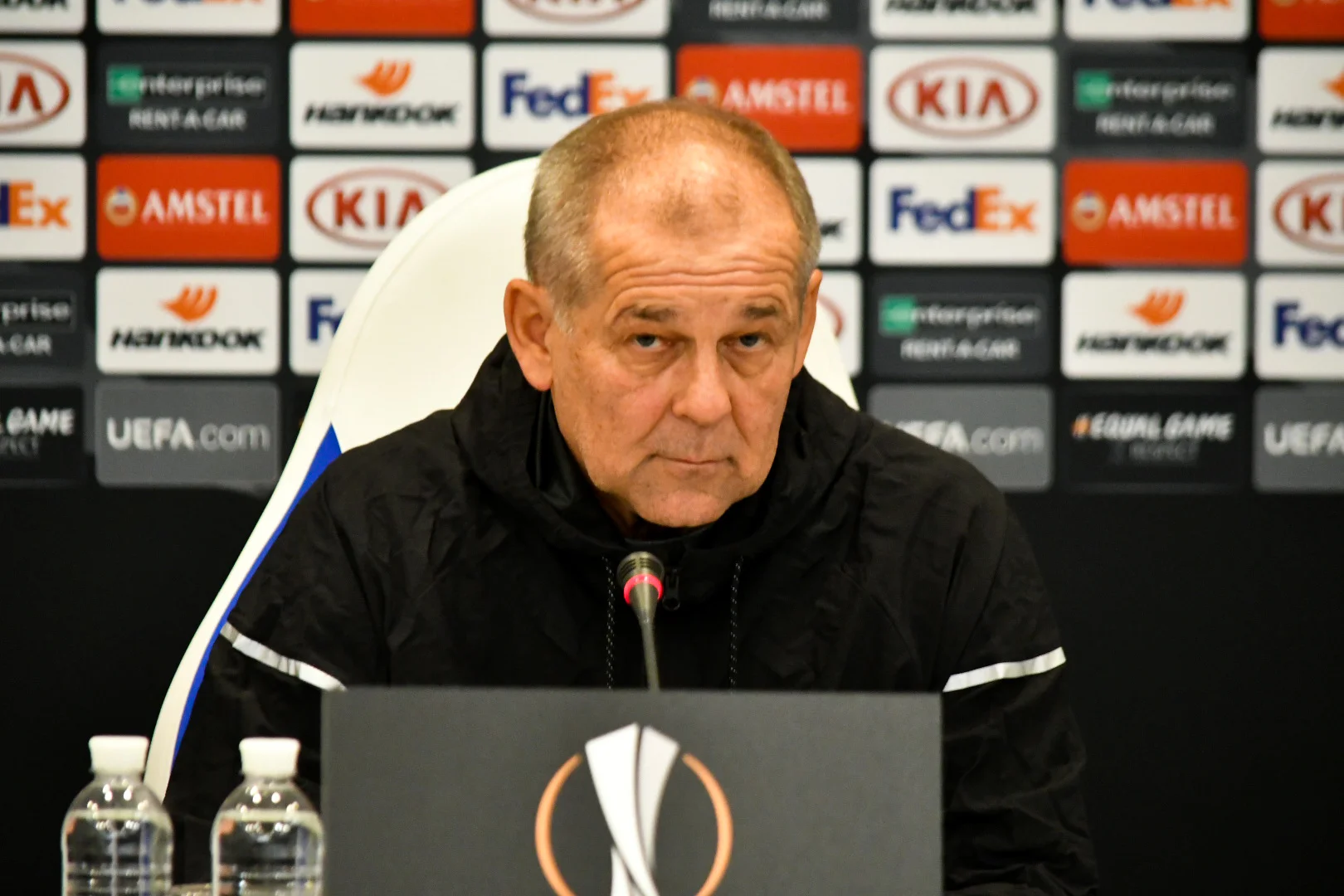 Петр Рада / Соцмережі