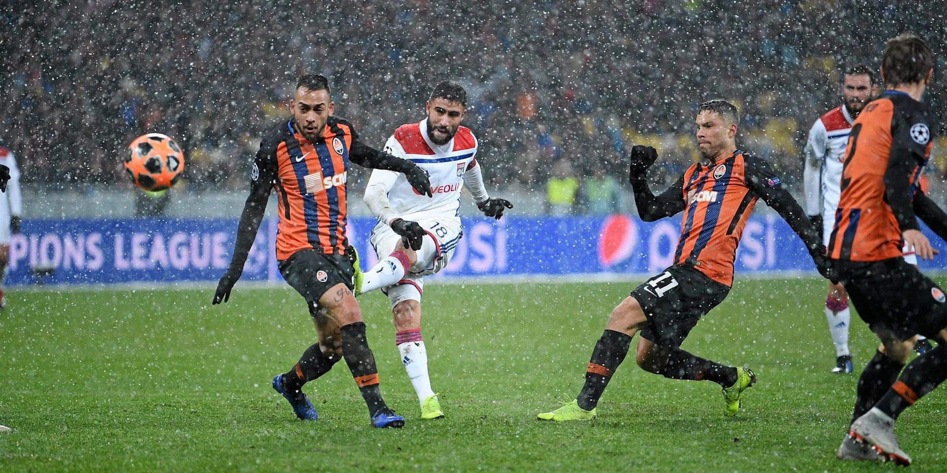 Фекір проти Шахтаря / L'Equipe